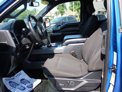 Used 2018 Ford F150 XLT w/ Equipment Group 302A Luxury AWD/4WD image 9
