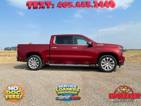 Used 2019 Chevrolet Silverado 1500 High Country w/ Technology Package AWD/4WD image 2