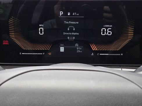New 2026 Kia Sportage LX FWD image 13