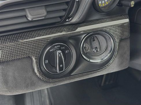 Used 2019 Porsche 911 GT3 image 20