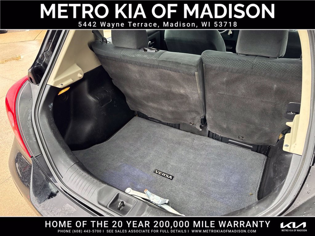 Used 2011 Nissan Versa 1.8 S w/ Plus Pkg FWD image 30