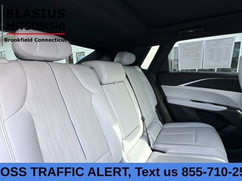 Used 2024 Cadillac Lyriq Sport image 13