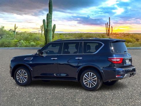 Used 2021 Nissan Armada SL w/ Captain's Chairs Package image 4