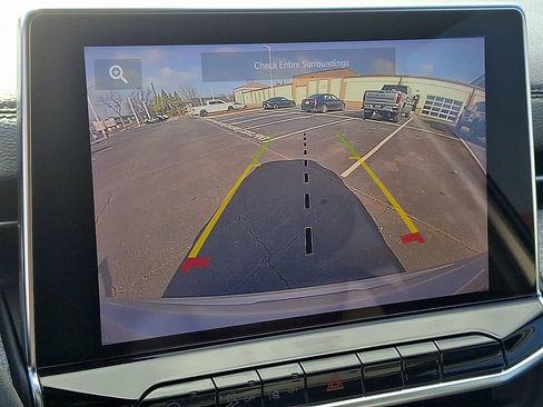 Used 2024 Jeep Compass Latitude image 17