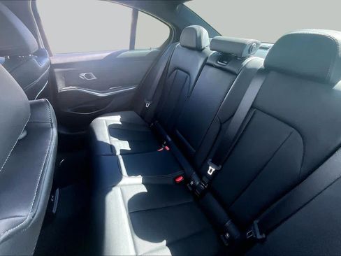 Used 2025 BMW 330i Sedan RWD image 19