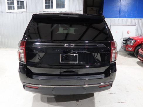 Used 2021 Chevrolet Suburban Z71 AWD/4WD image 4