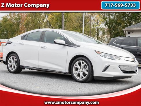 Used 2018 Chevrolet Volt Premier image 1