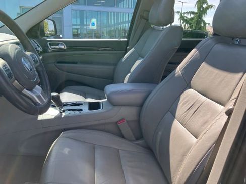Used 2012 Jeep Grand Cherokee Laredo AWD/4WD image 22