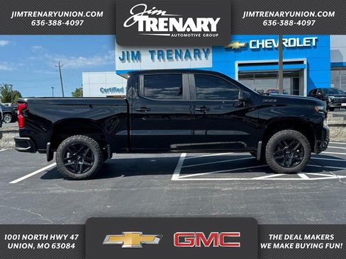 Used 2021 Chevrolet Silverado 1500 LT Trail Boss AWD/4WD image 1