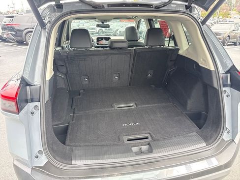 Used 2021 Nissan Rogue SL w/ Premium Package image 24