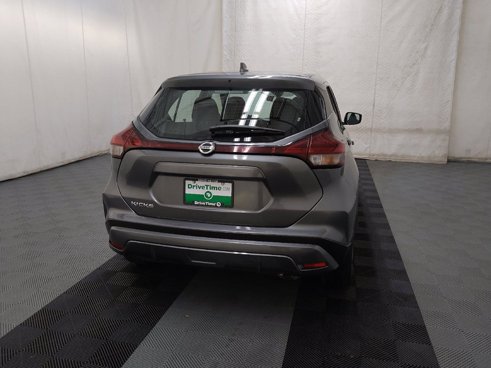 Used 2021 Nissan Kicks S FWD image 7