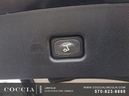 Certified 2022 Lincoln Nautilus Reserve image 29