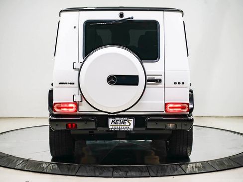 Used 2017 Mercedes-Benz G 63 AMG 4MATIC image 3