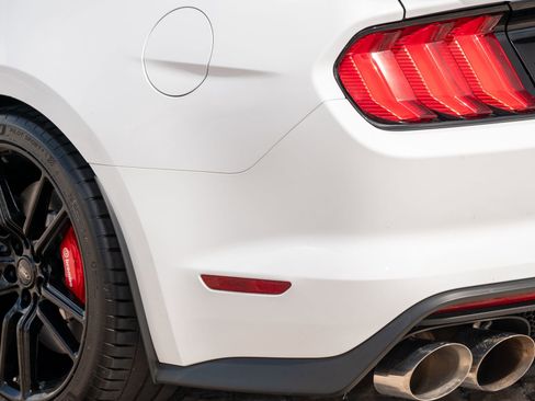 Used 2022 Ford Mustang Shelby GT500 w/ Technology Package image 47