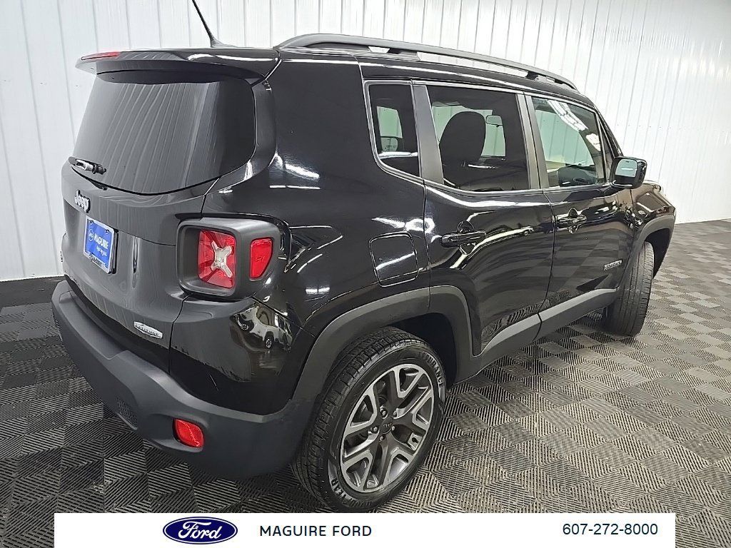 Used 2016 Jeep Renegade Latitude w/ Cold Weather Group AWD/4WD image 10