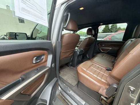 Used 2021 Nissan Titan Platinum Reserve w/ Moonroof Package AWD/4WD image 12