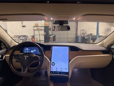 Used 2019 Tesla Model S 100D image 4