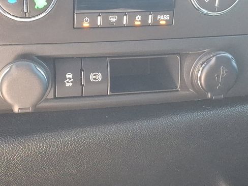 Used 2013 GMC Sierra 3500 SLE w/ SLE Preferred Package image 25