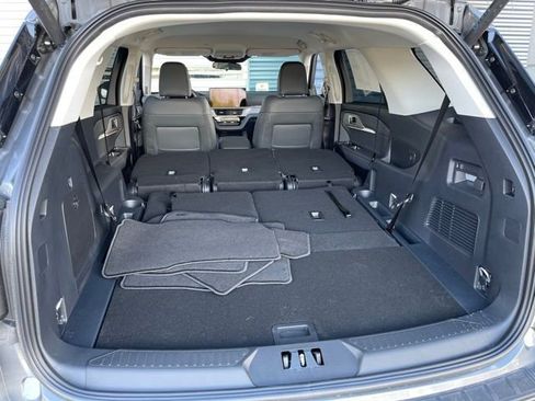 New 2026 Ford Explorer Active w/ Active Comfort Package AWD/4WD image 24