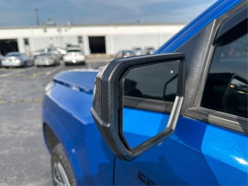 Used 2023 Chevrolet Colorado Z71 w/ Z71 Convenience Package 2 AWD/4WD image 25