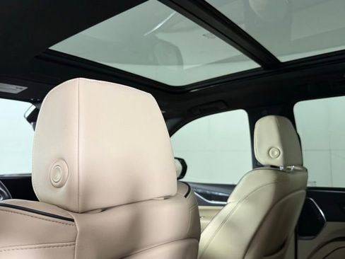 Certified 2021 Cadillac Escalade ESV Premium Luxury w/ LPO, Radiant Package image 23