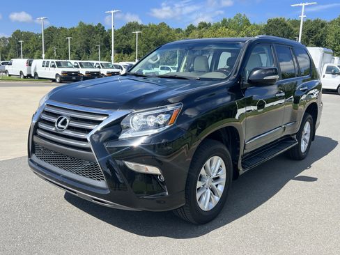 Used 2019 Lexus GX 460 Premium w/ Premium Package AWD/4WD image 31