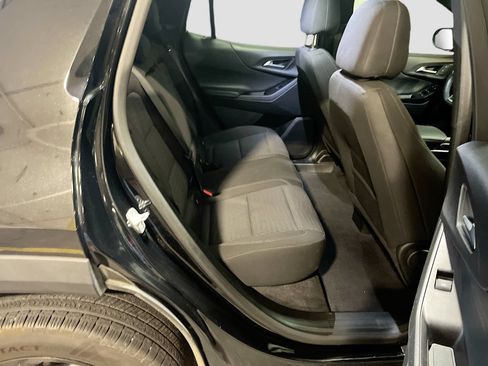 Used 2025 Chevrolet Equinox LT w/ Safety and Technology Package FWD image 25