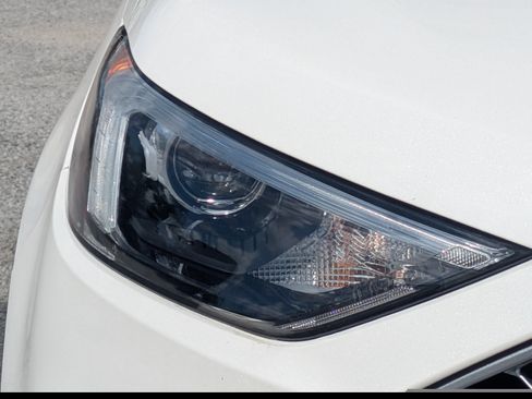 Used 2023 Ford Edge SEL w/ Convenience Package AWD/4WD image 10