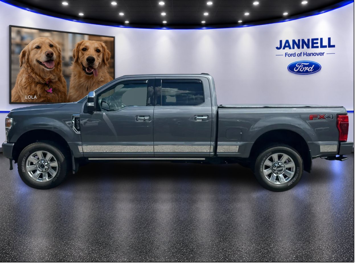 Used 2022 Ford F250 Platinum w/ FX4 Off-Road Package AWD/4WD image 9