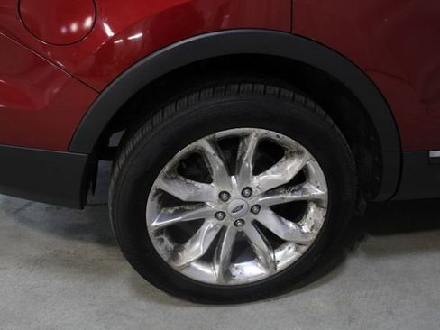 Used 2014 Ford Explorer XLT w/ Equipment Group 202A FWD image 25