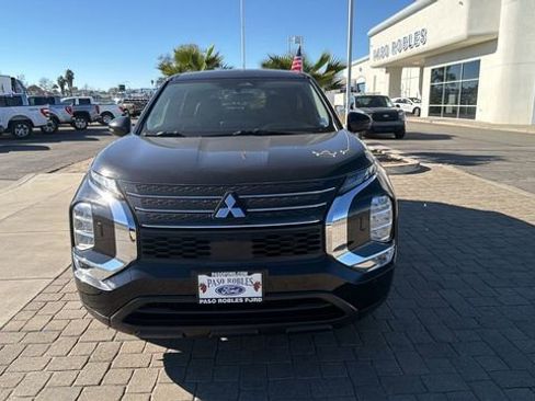 Used 2024 Mitsubishi Outlander SE image 8