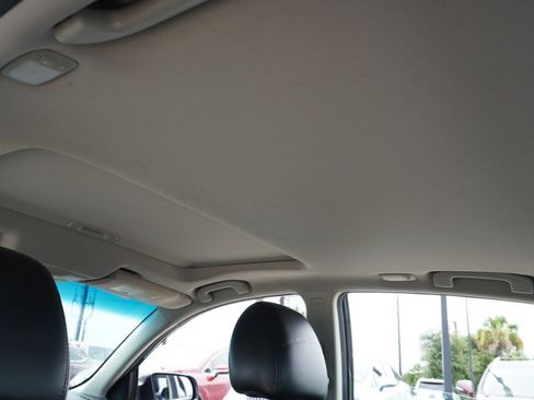 Used 2011 Nissan Altima 3.5 SR w/ 3.5SR Premium Pkg FWD image 30
