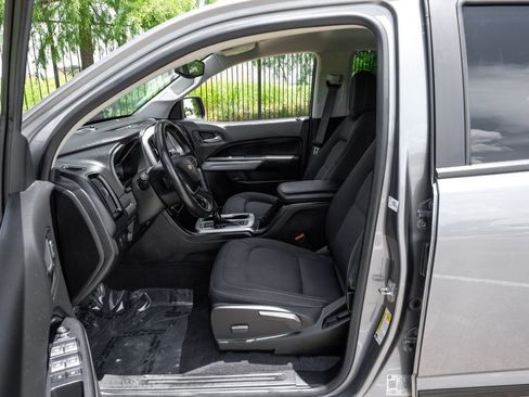Used 2020 Chevrolet Colorado LT w/ Colorado RST Special Edition RWD image 6