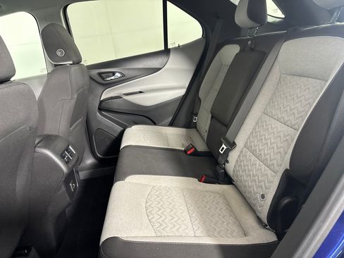 Used 2022 Chevrolet Equinox LT FWD image 16