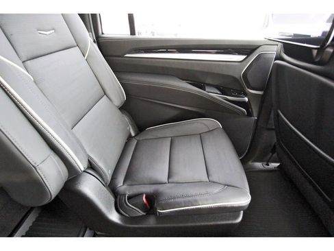 New 2026 Cadillac Escalade ESV Sport w/ Touring Package image 11