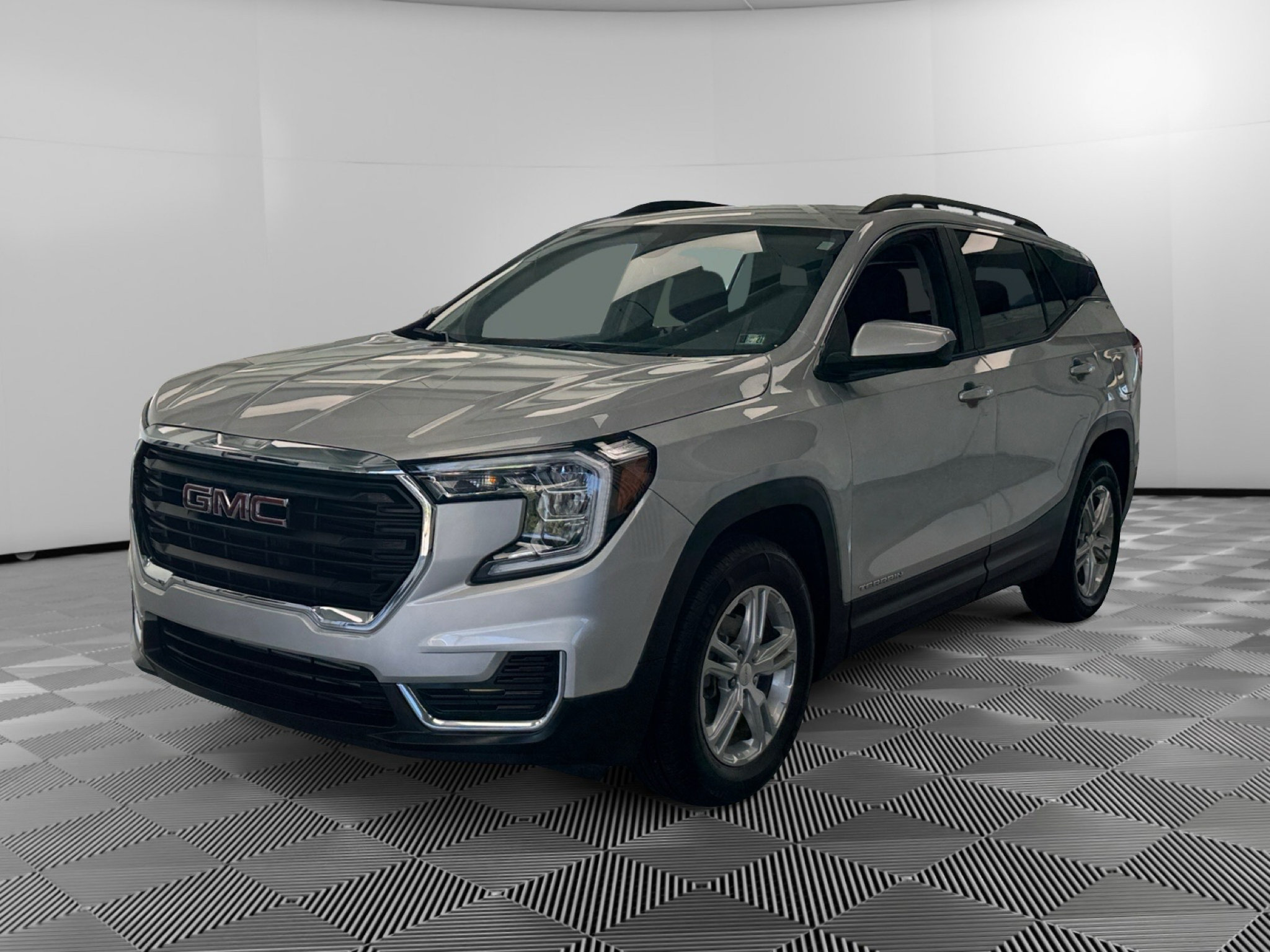 Used 2022 GMC Terrain SLE w/ Driver Convenience Package AWD/4WD image 4