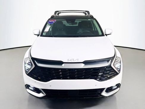 Used 2024 Kia Sportage SX image 3