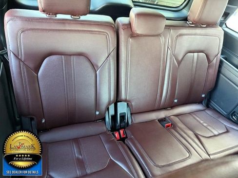 Used 2024 Ford Expedition Limited image 18