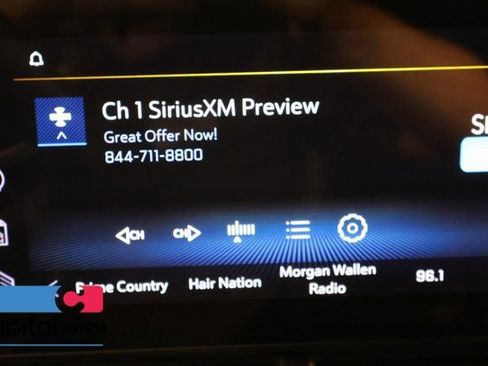 Used 2025 Chevrolet Trax ACTIV w/ Sunroof Package FWD image 22
