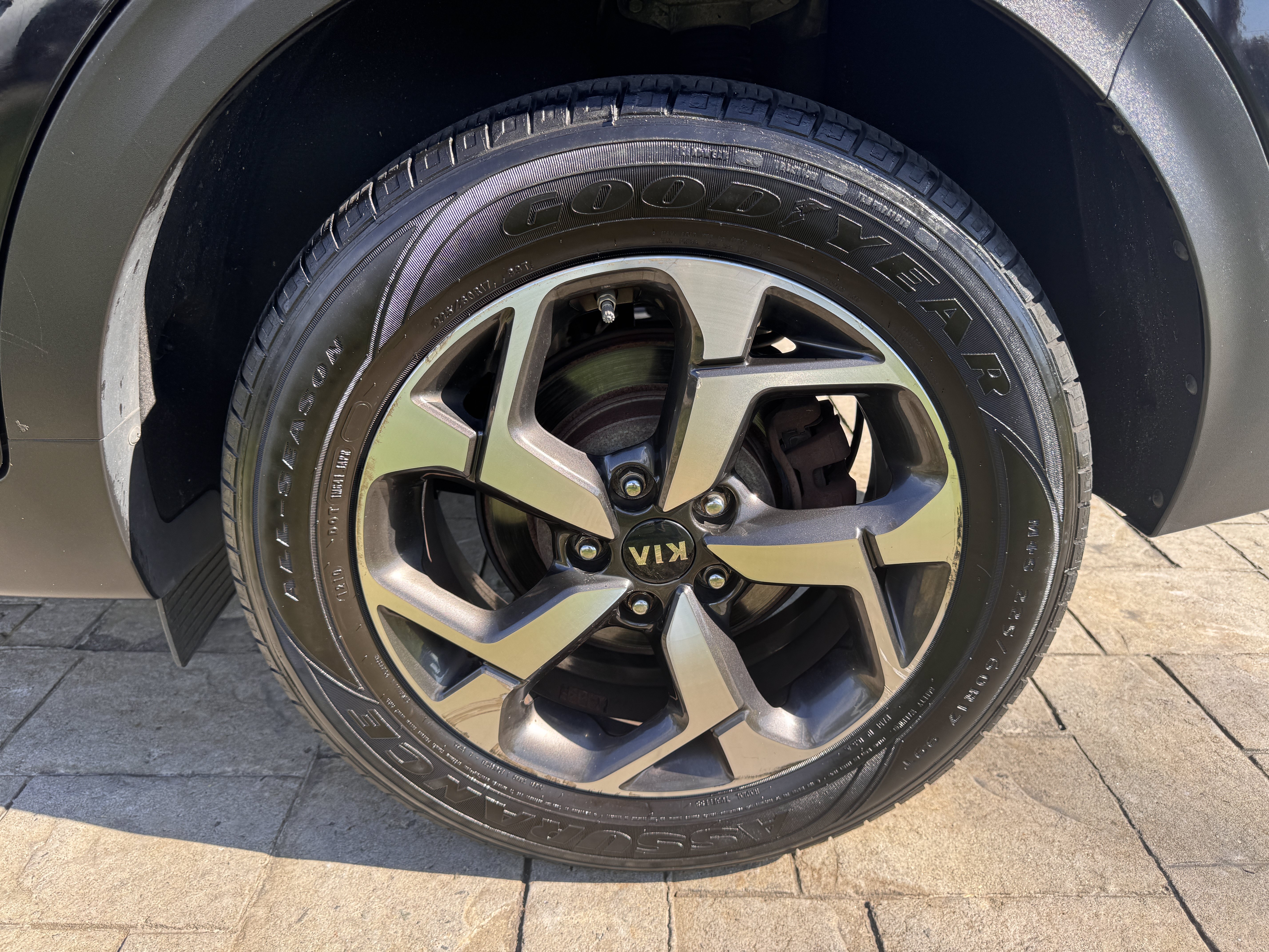 Used 2020 Kia Sportage LX FWD image 19