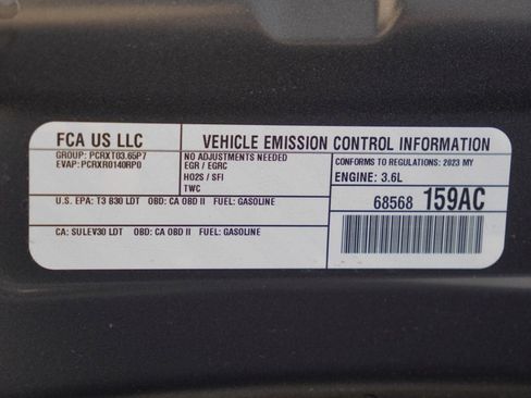 Used 2023 Chrysler Voyager LX image 31