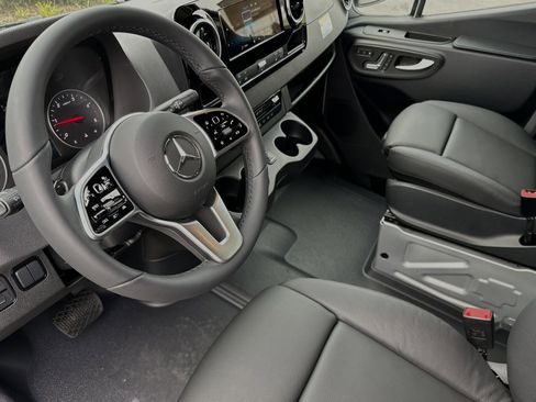 New 2024 Mercedes-Benz Sprinter 3500 image 10