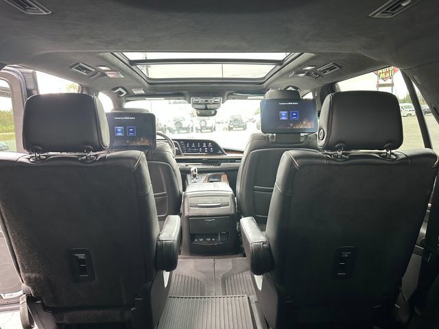 Used 2023 Cadillac Escalade Sport Platinum AWD/4WD image 24