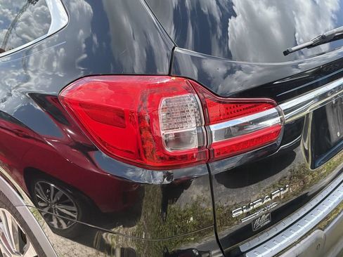 Used 2019 Subaru Ascent Touring AWD/4WD image 9