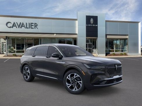 Used 2026 Lincoln Nautilus Premier w/ Equipment Group 102A AWD/4WD image 7
