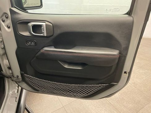 Used 2018 Jeep Wrangler Unlimited Rubicon AWD/4WD image 27