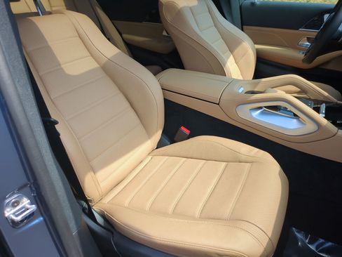 Certified 2026 Mercedes-Benz GLE 450 4MATIC image 36