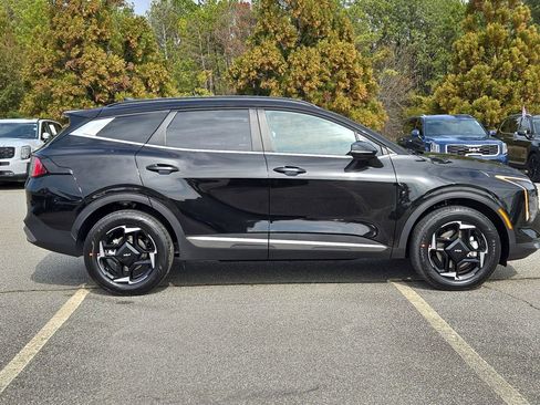 New 2026 Kia Sportage EX image 7