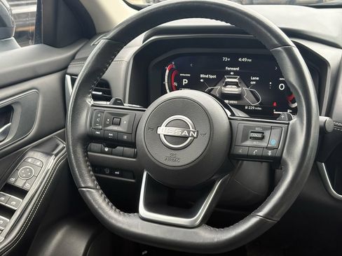 Used 2024 Nissan Rogue SL AWD/4WD image 21