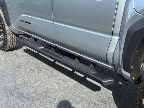 New 2025 Toyota Tacoma TRD Off-Road image 11